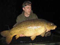 Schuppenkarpfen-3  Ein schöner Schuppi mit 20kg, Gregor Gottschalk hat den Schuppi im März 2012 gefangen