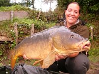 Spiegelkarpfen-15  Gefangen von Asdrid mit 17kg, im Jahr 2010